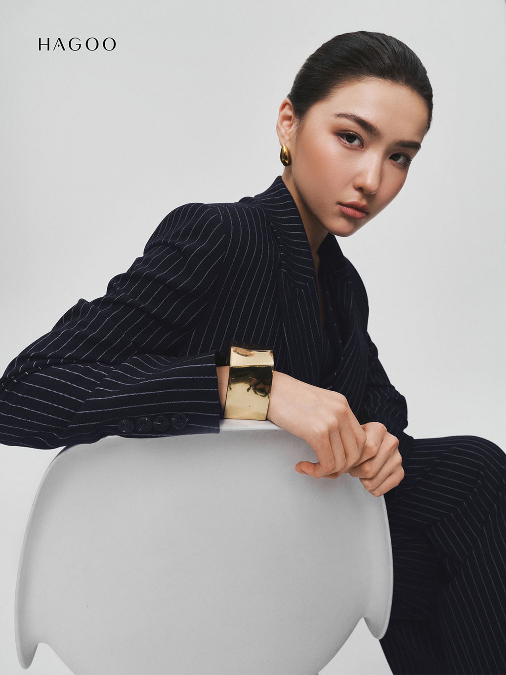 Blazer suông hai hàng khuy HAGOO_thumbnail_8