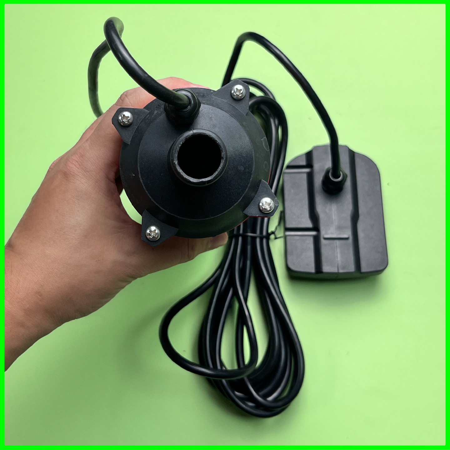 Bơm Chìm Dùng Pin  21V Lưu Lượng 80l/m Áp Lực Lớn,Chân Pin Thông Dụng 4cm_thumbnail_1