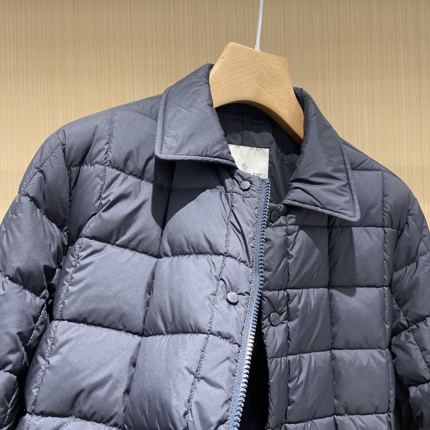 Áo Phao Moncler