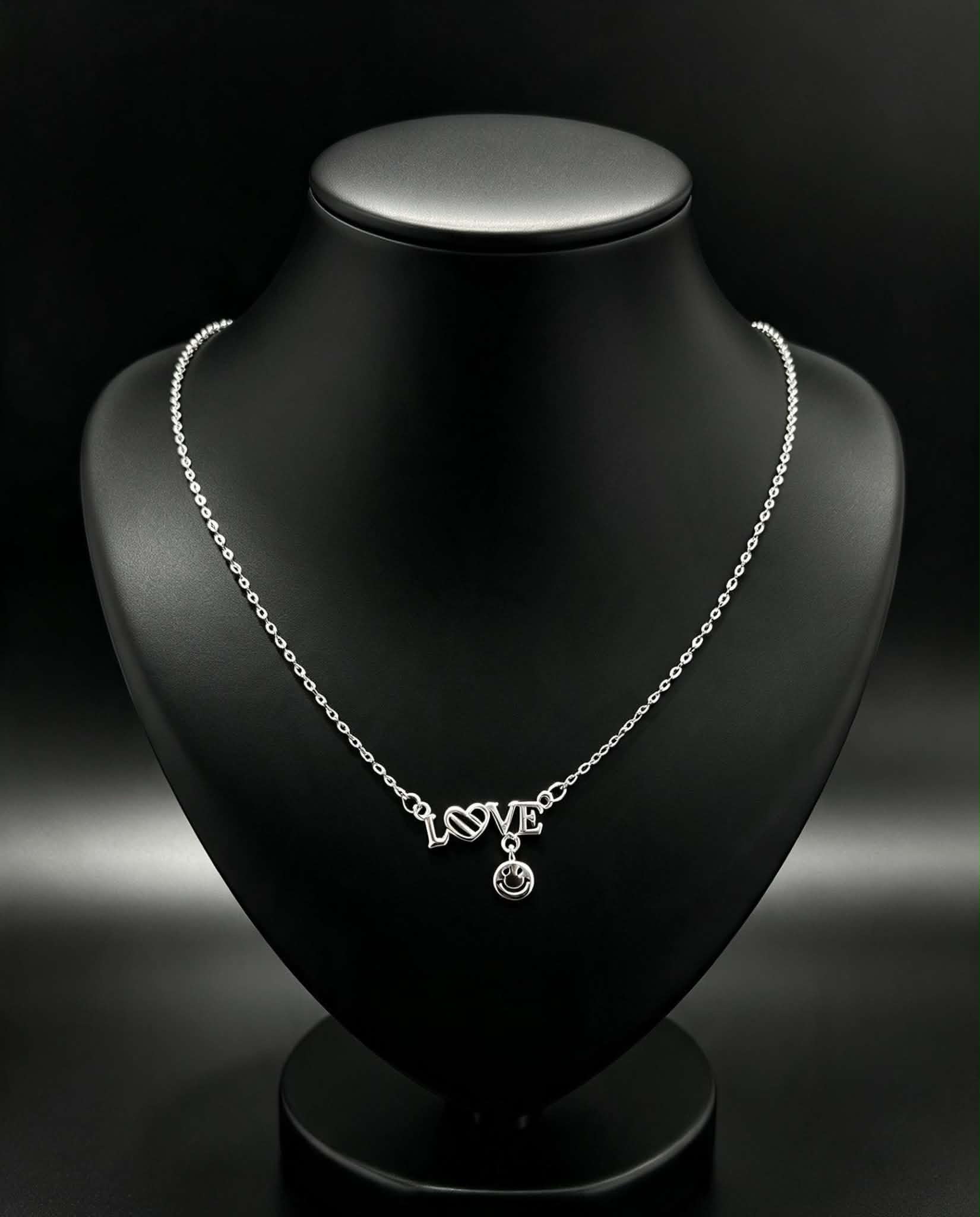 LOVE NECKLACE SILVER