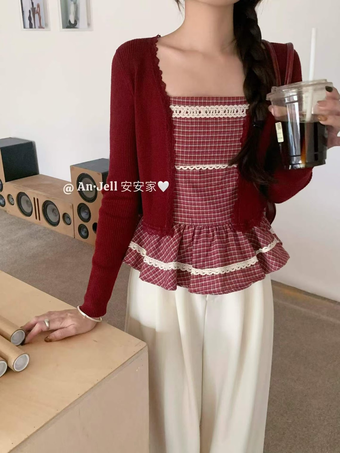 Lucas - Set áo thô caro 2 dây phối ren, gấu xòe peplum + áo khoác cardigan viền ren