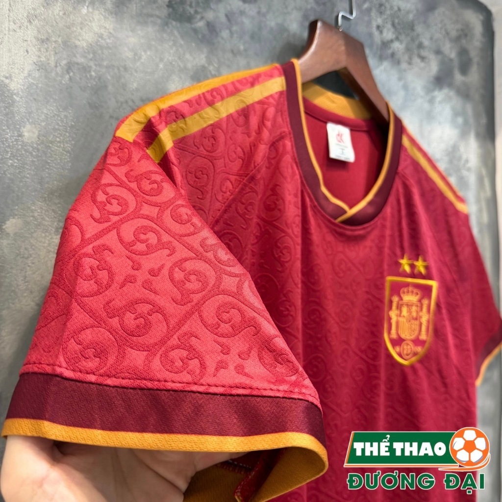 Quần Áo Bóng Đá ĐT Tây Ban Nha Đô DK 26/27 Thun Mè Thoáng Khí Thể Thao Đương Đại_thumbnail_4