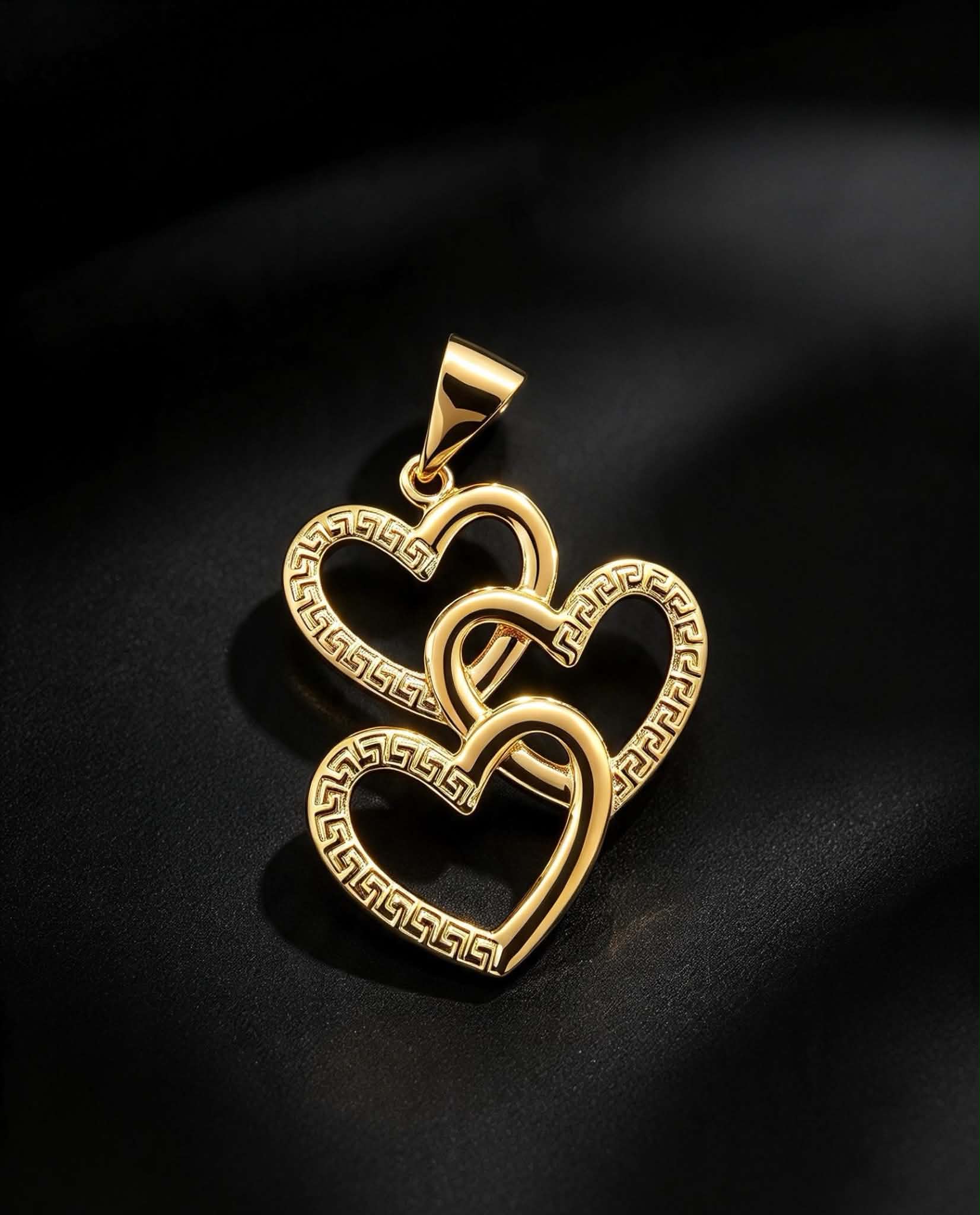TRIPLE HEART PENDANT