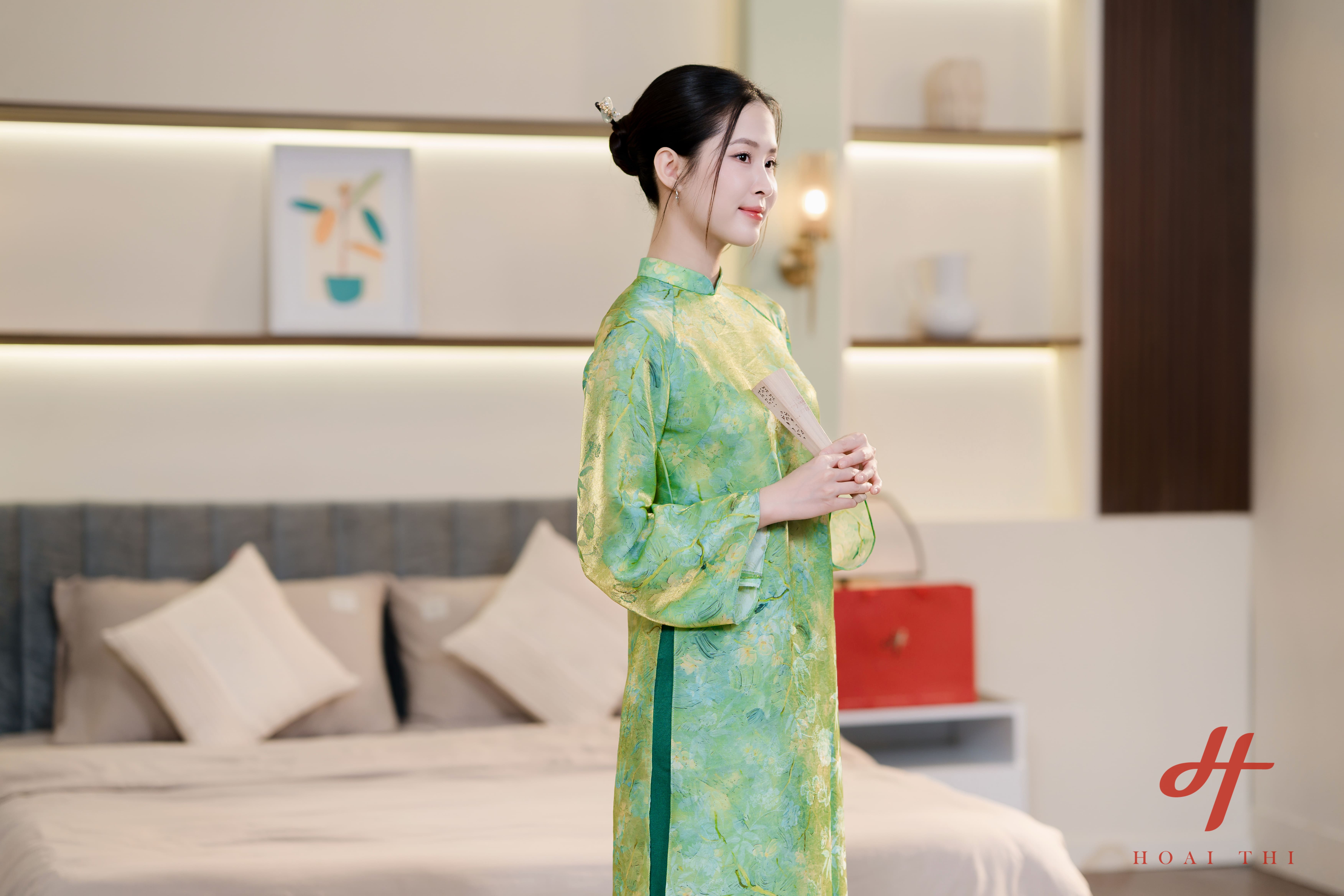 Áo dài cách tân Diệp Chi – Tinh tế trong từng họa tiết, nhẹ nhàng bay bổng cùng chất lụa tencel cao cấp_thumbnail_5
