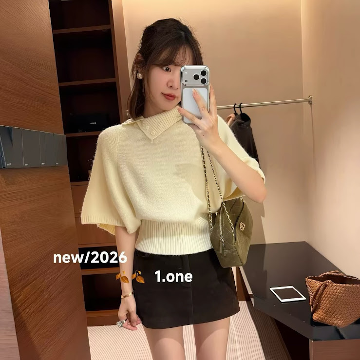 Lucas - Áo len cổ dựng cài cúc cộc tay phom suông bo gấu_thumbnail_0