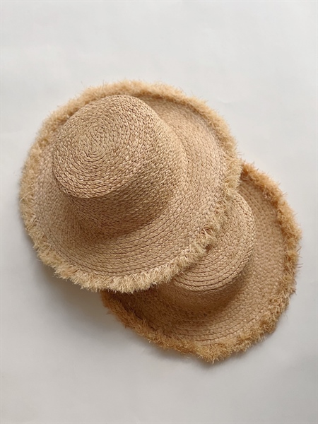 Raffia Boater Straw Hat (Mũi Cói Vành Rộng)
