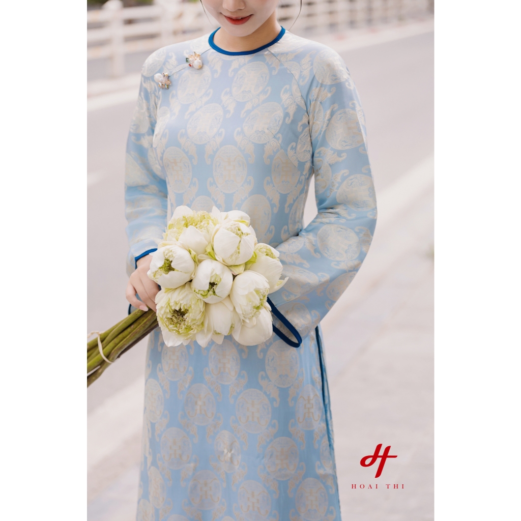Áo dài cách tân Thanh Vân Y Màu sắc nhã nhặn, chất liệu gấm lụa mềm mát, dịu nhẹ | Hoài Thị - BST Sắc_thumbnail_6