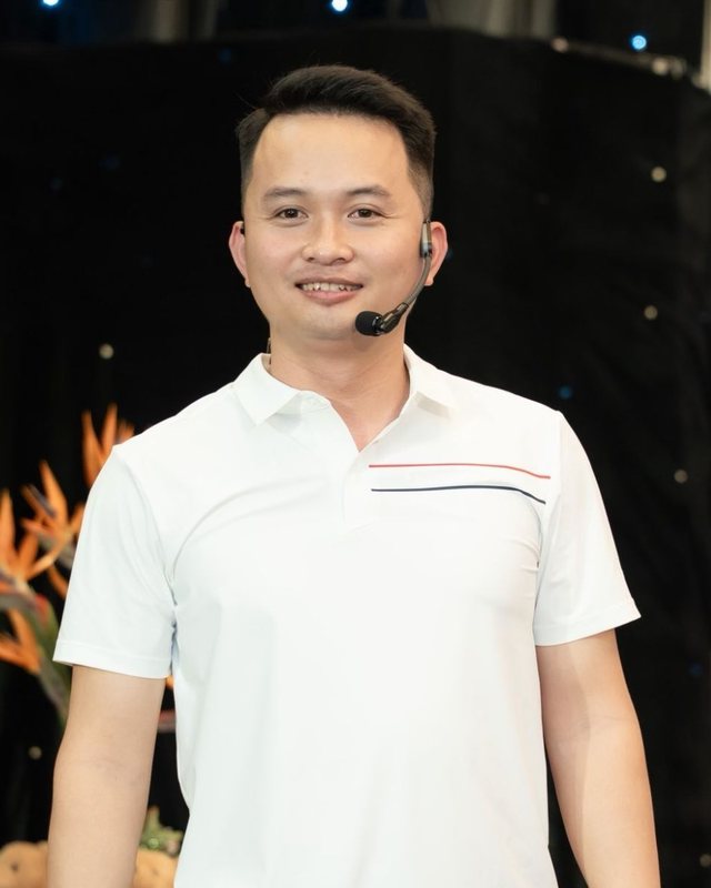 Phúc BANI đứng lớp tại buổi offline của BANI