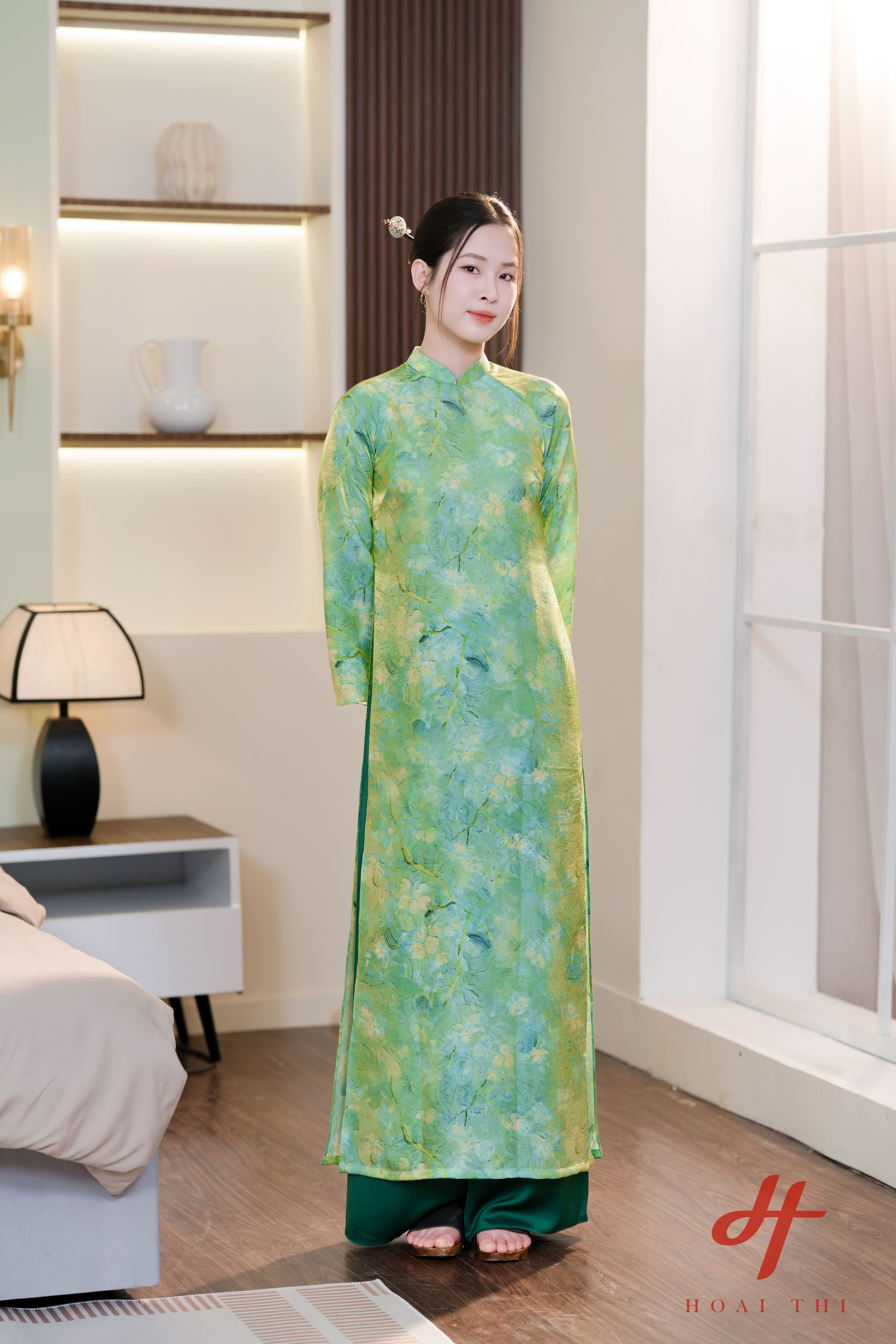 Áo dài cách tân Diệp Chi – Tinh tế trong từng họa tiết, nhẹ nhàng bay bổng cùng chất lụa tencel cao cấp