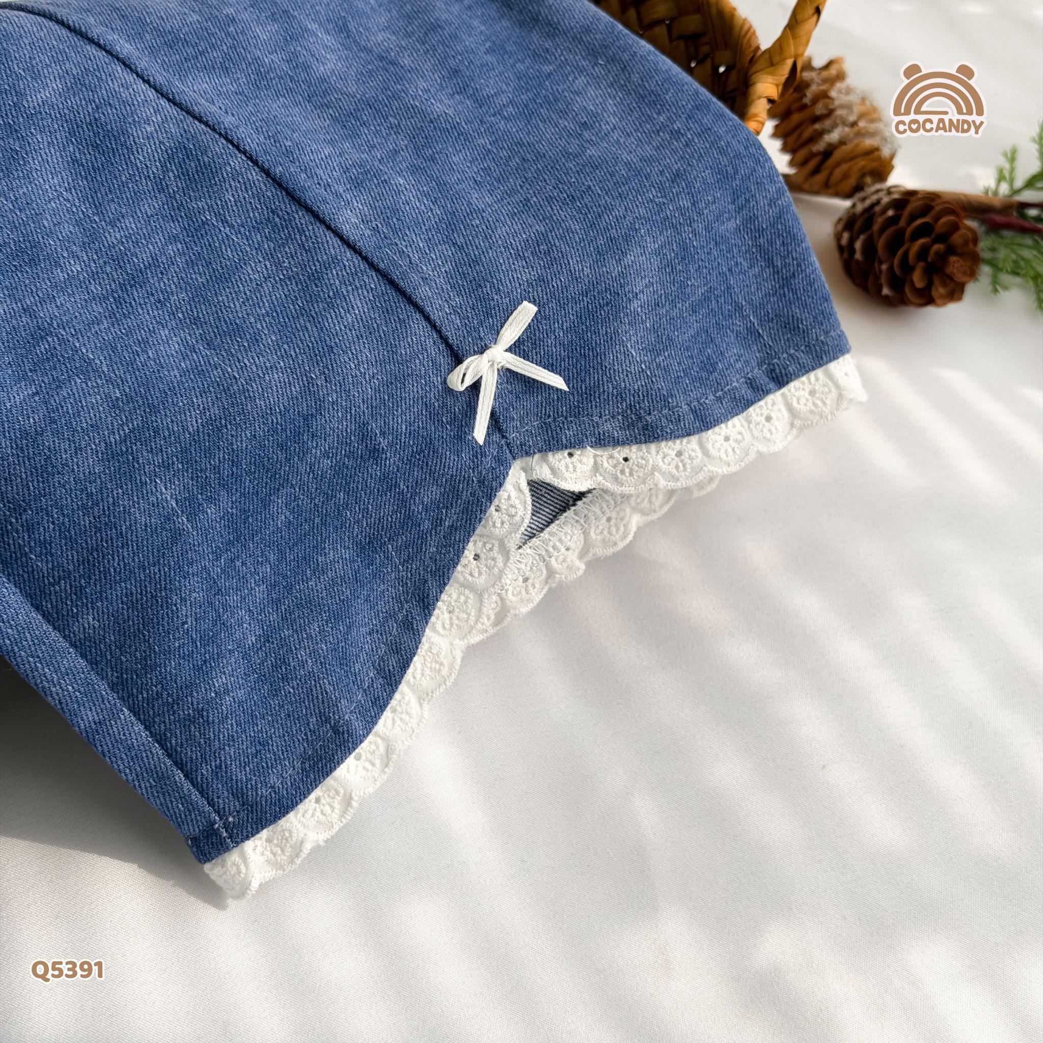 Quần dài loang XANH jeans ống cong phối nơ_thumbnail_3