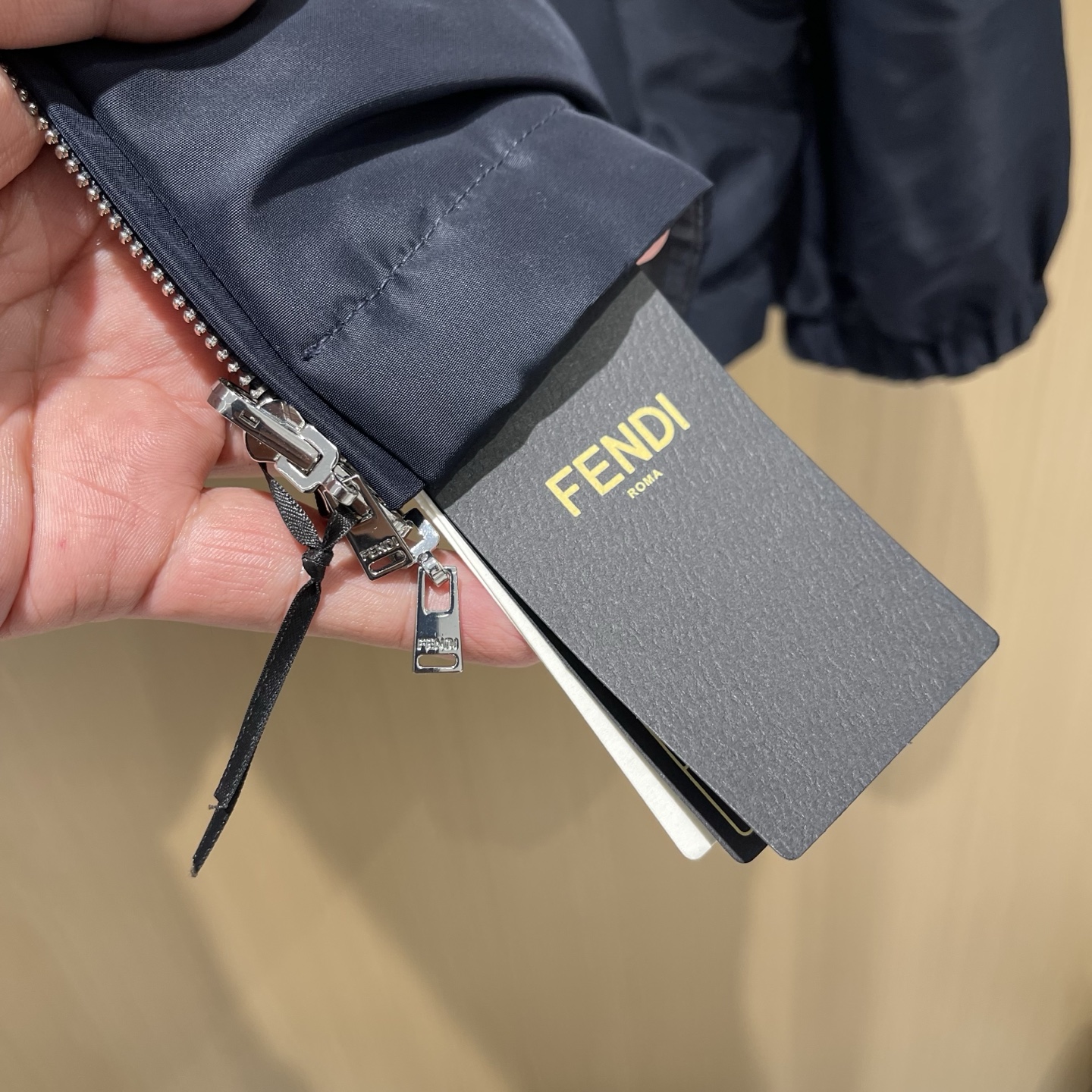Áo Khoác Fendi_thumbnail_0