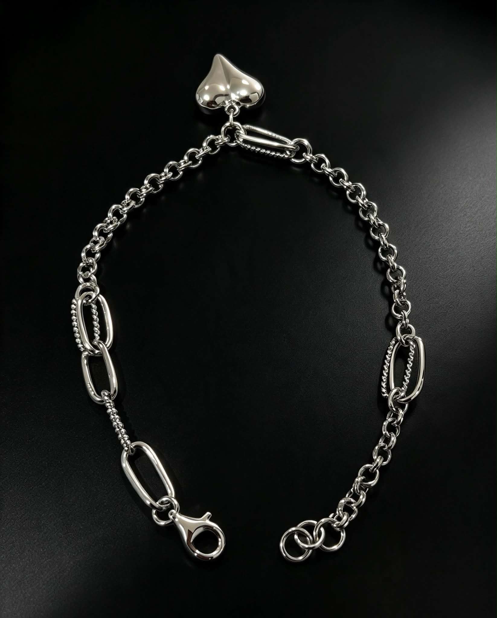 HEART CENTERED PAPERCLIP BRACELET SILVER