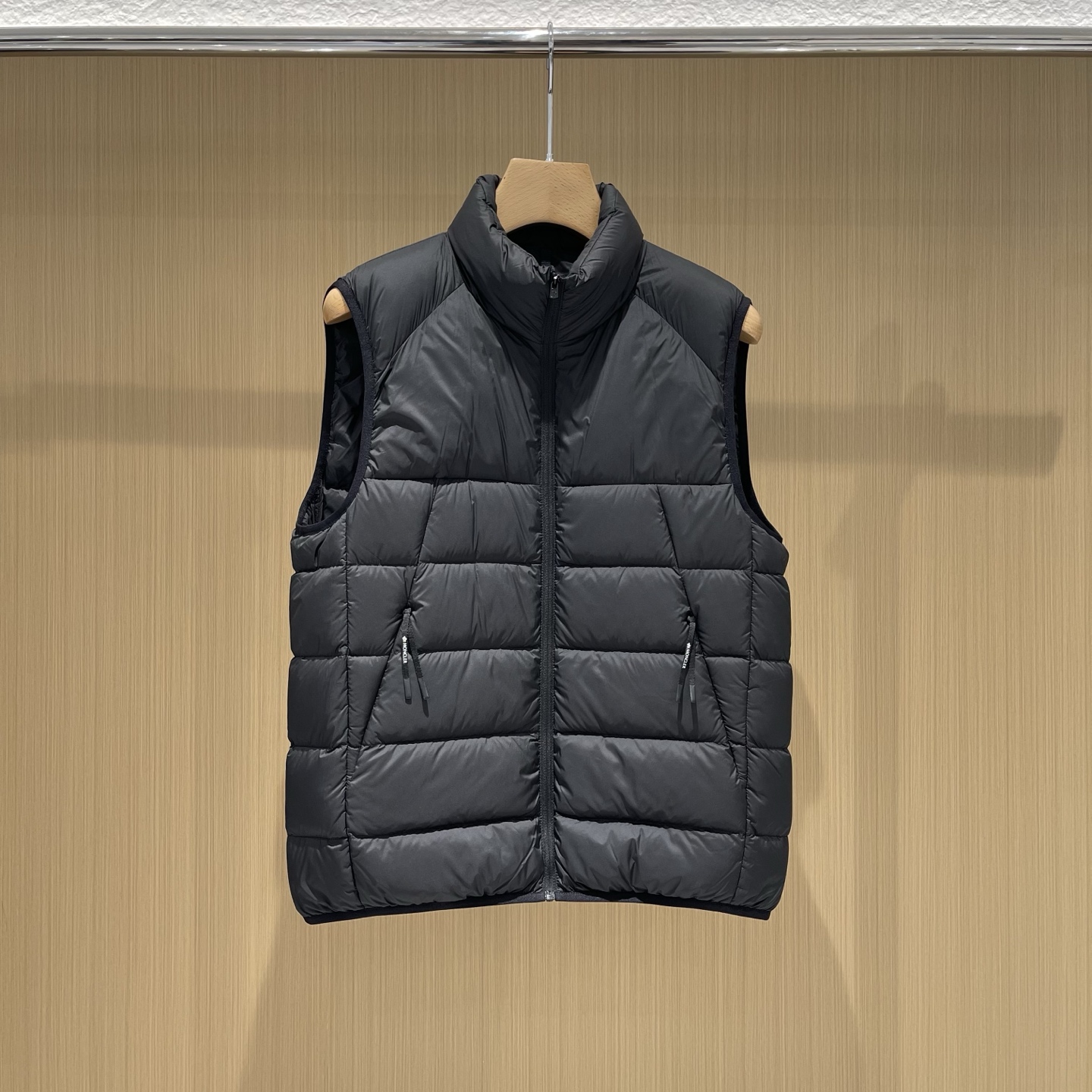 Áo Khoác Gile Moncler