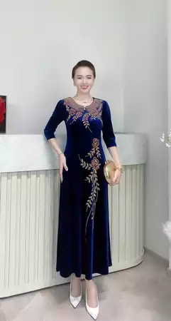 Đầm đen họa tiết hoa M746_thumbnail_4
