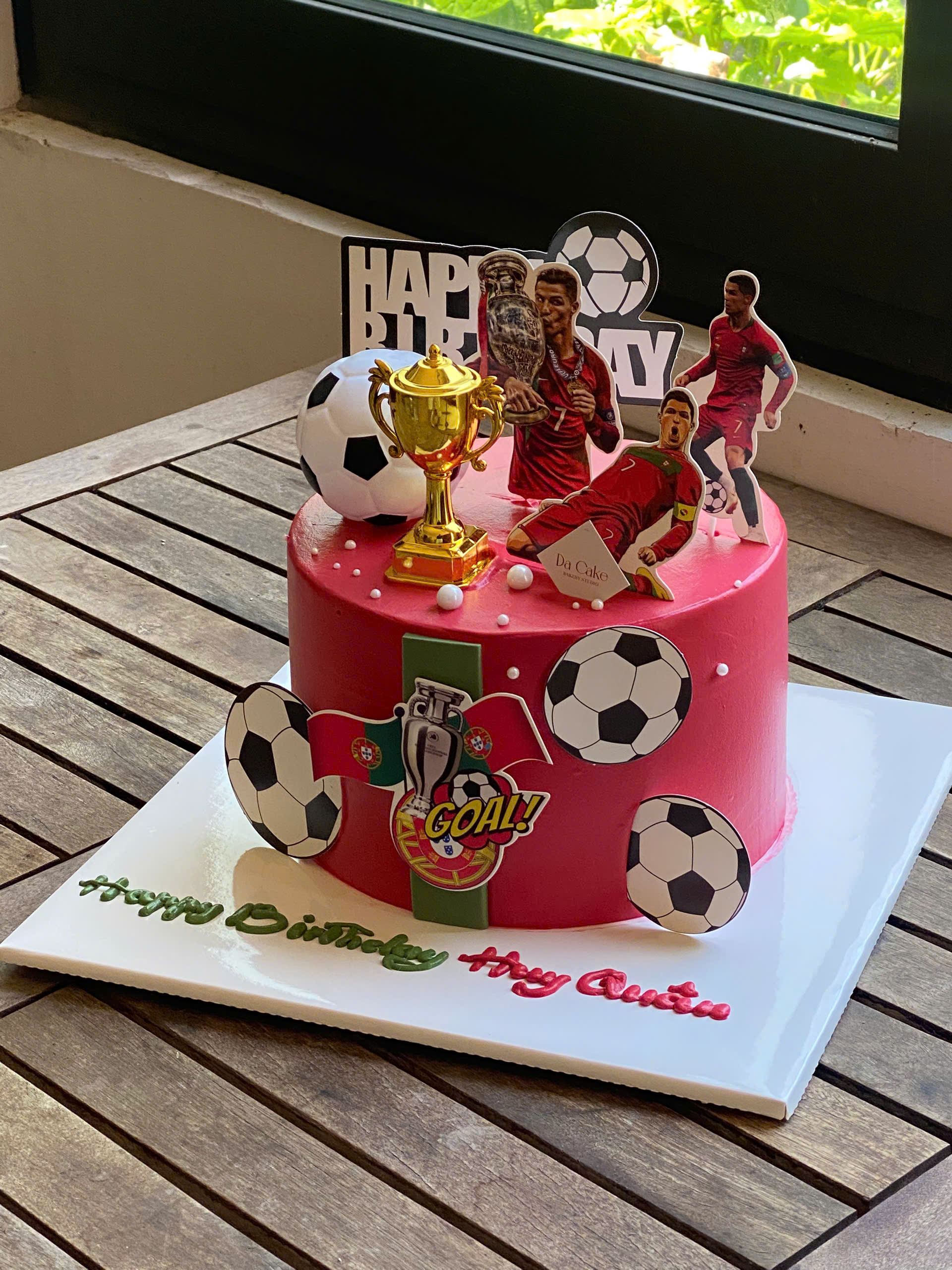 Bánh sinh nhật Ronaldo