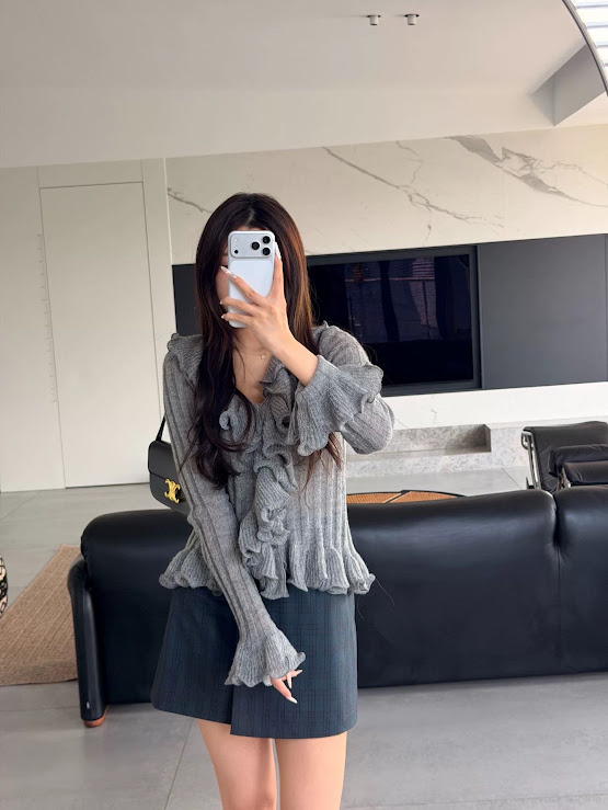 Lucas - Áo len cổ tim dài tay gân dọc phối bèo cổ, gấu và cổ tay_thumbnail_6