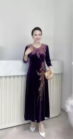 Đầm đen họa tiết hoa M746_thumbnail_3