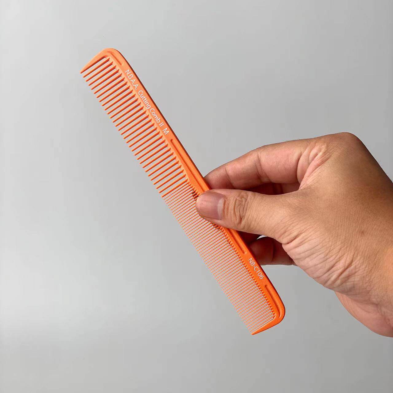 Lược cắt tóc N.B.A.A NB-C101 / C201 (tặng bình xịt)_thumbnail_10