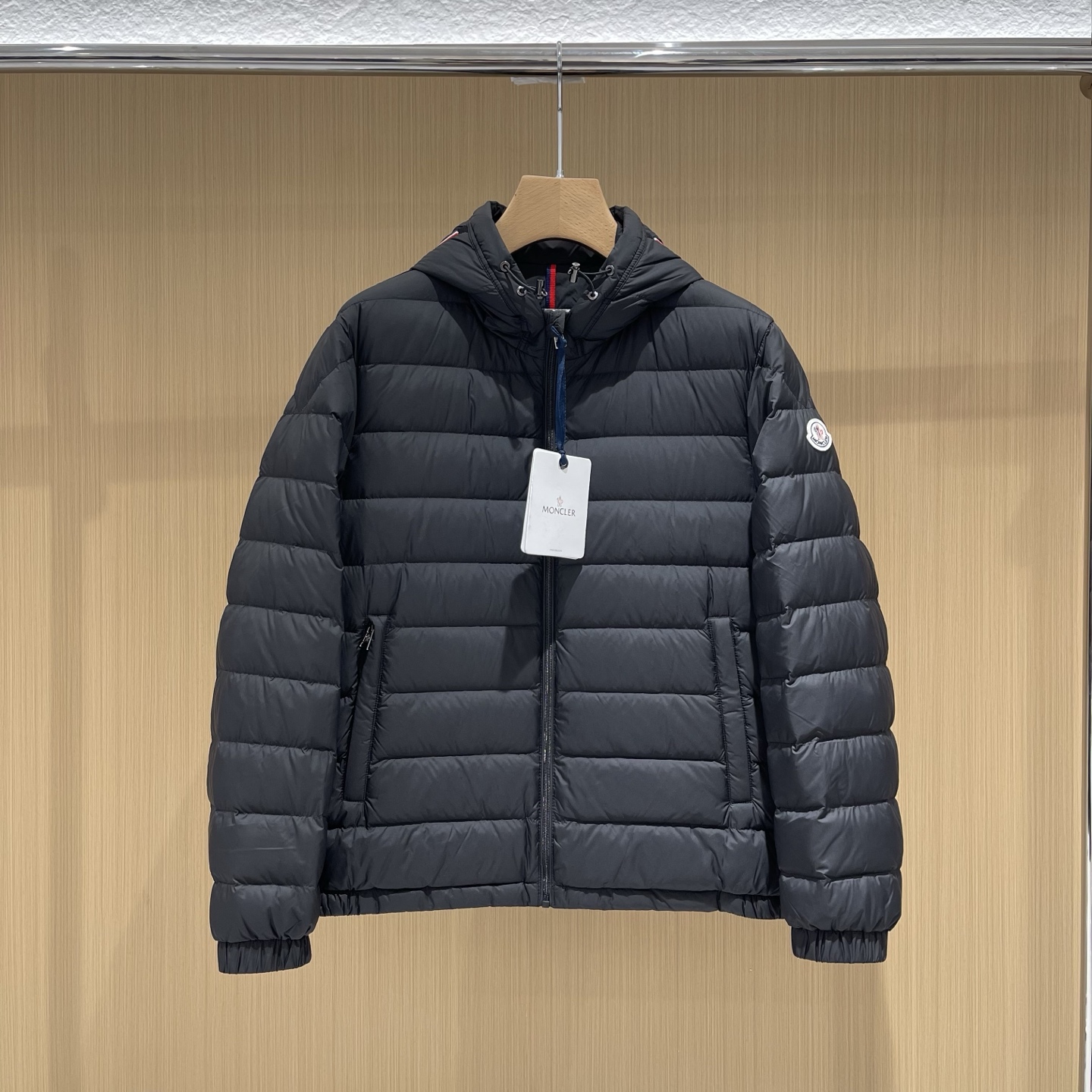 Áo Phao Moncler