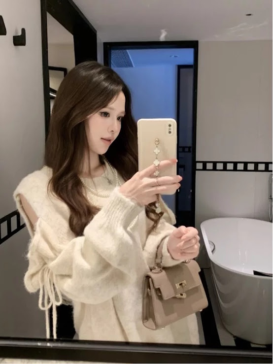 Lucas - Áo len cổ tròn dài tay cutout vai buộc nơ rúm LOUI_thumbnail_1