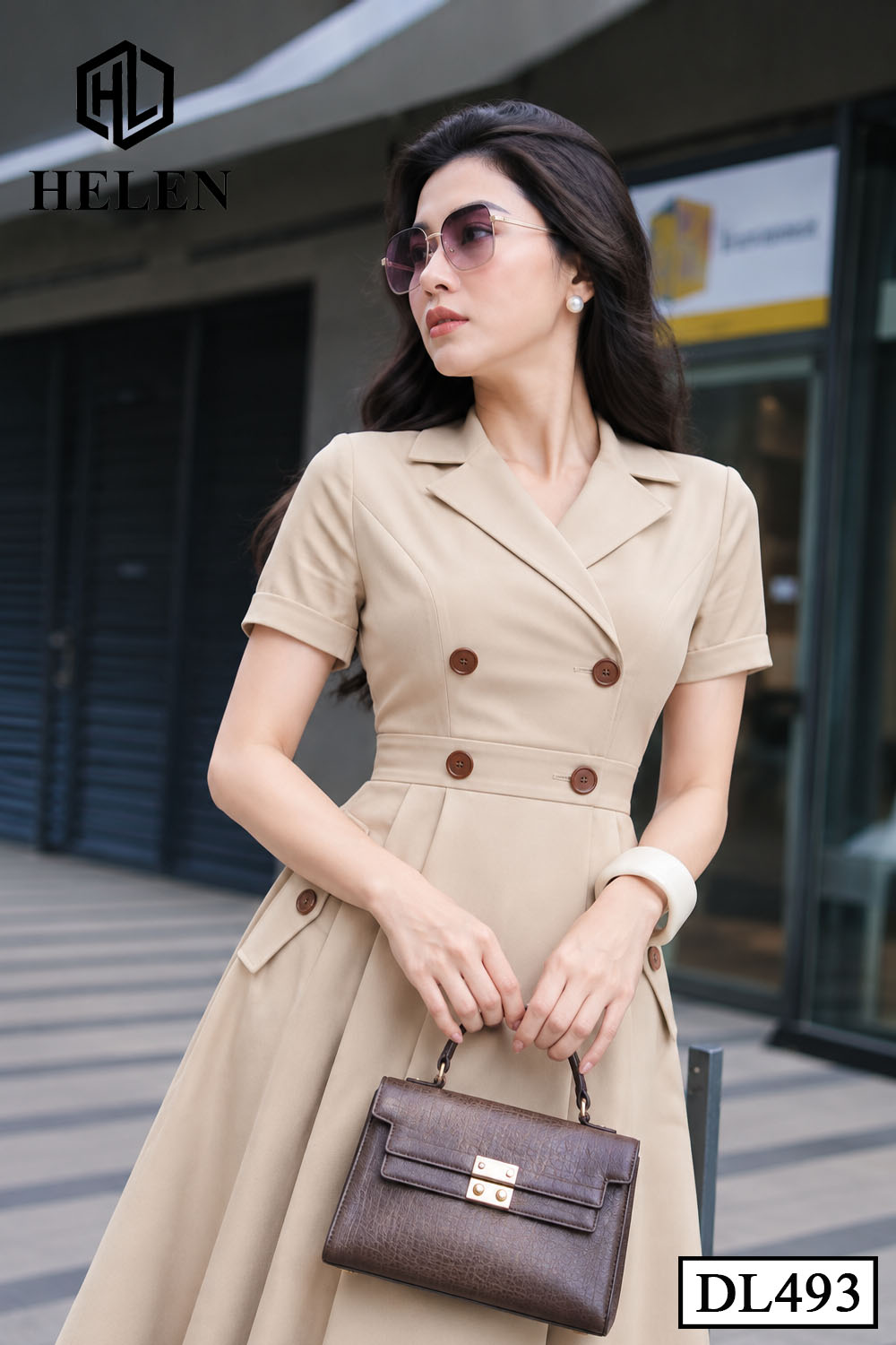Đầm xòe màu be cổ vest đính cúc ngực DL493