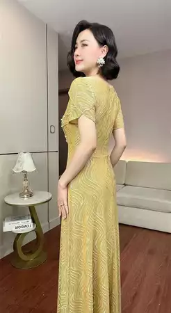 Đầm dáng dài tông vàng B828