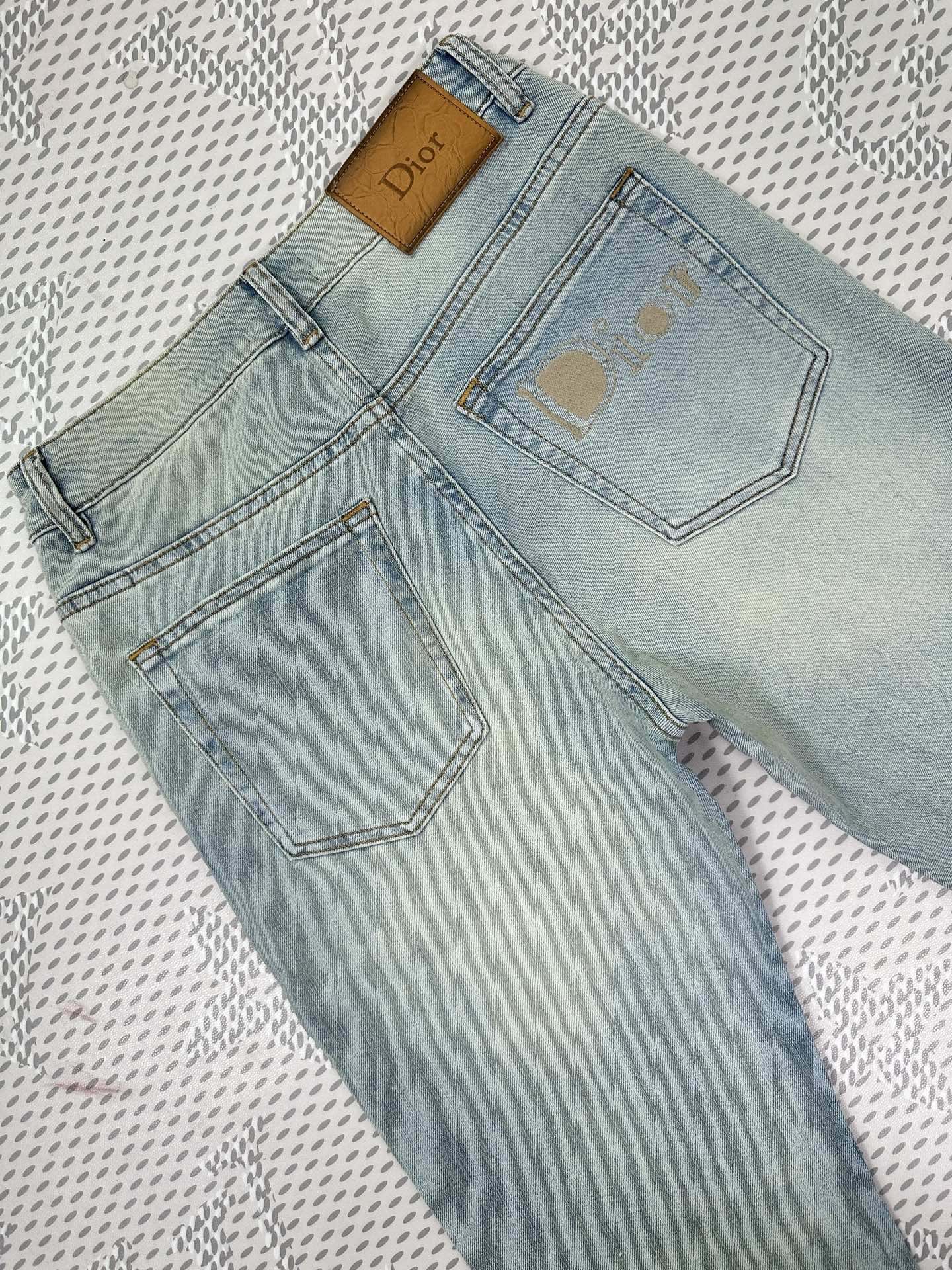 Quần Jean Dior