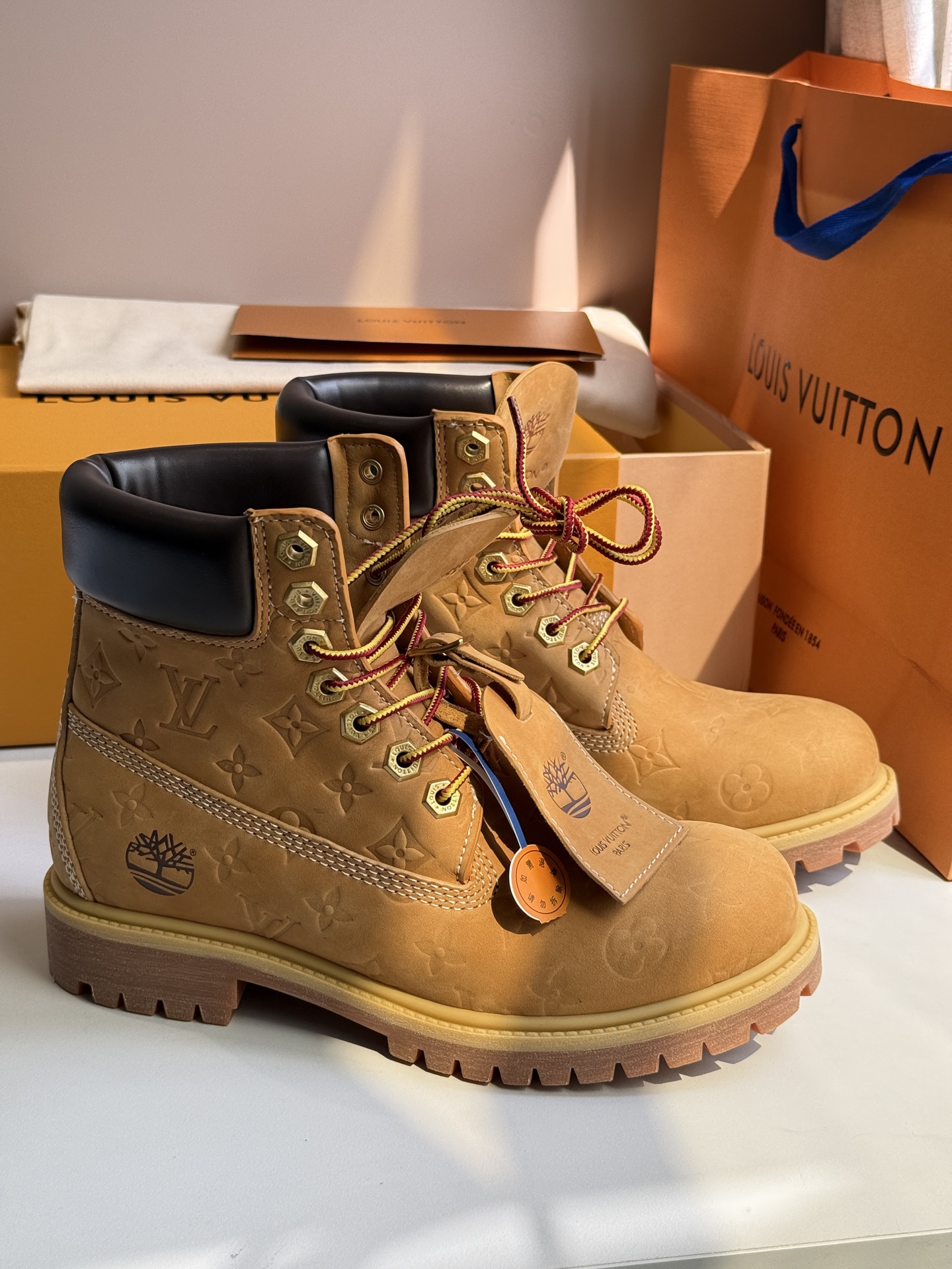 Giầy Boot LV × Timberland