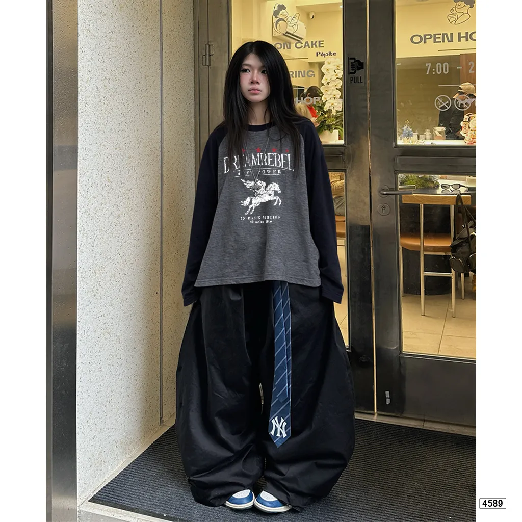 Áo thun dài tay phối màu Miucho hình ngựa phong cách vintage 4589_thumbnail_5