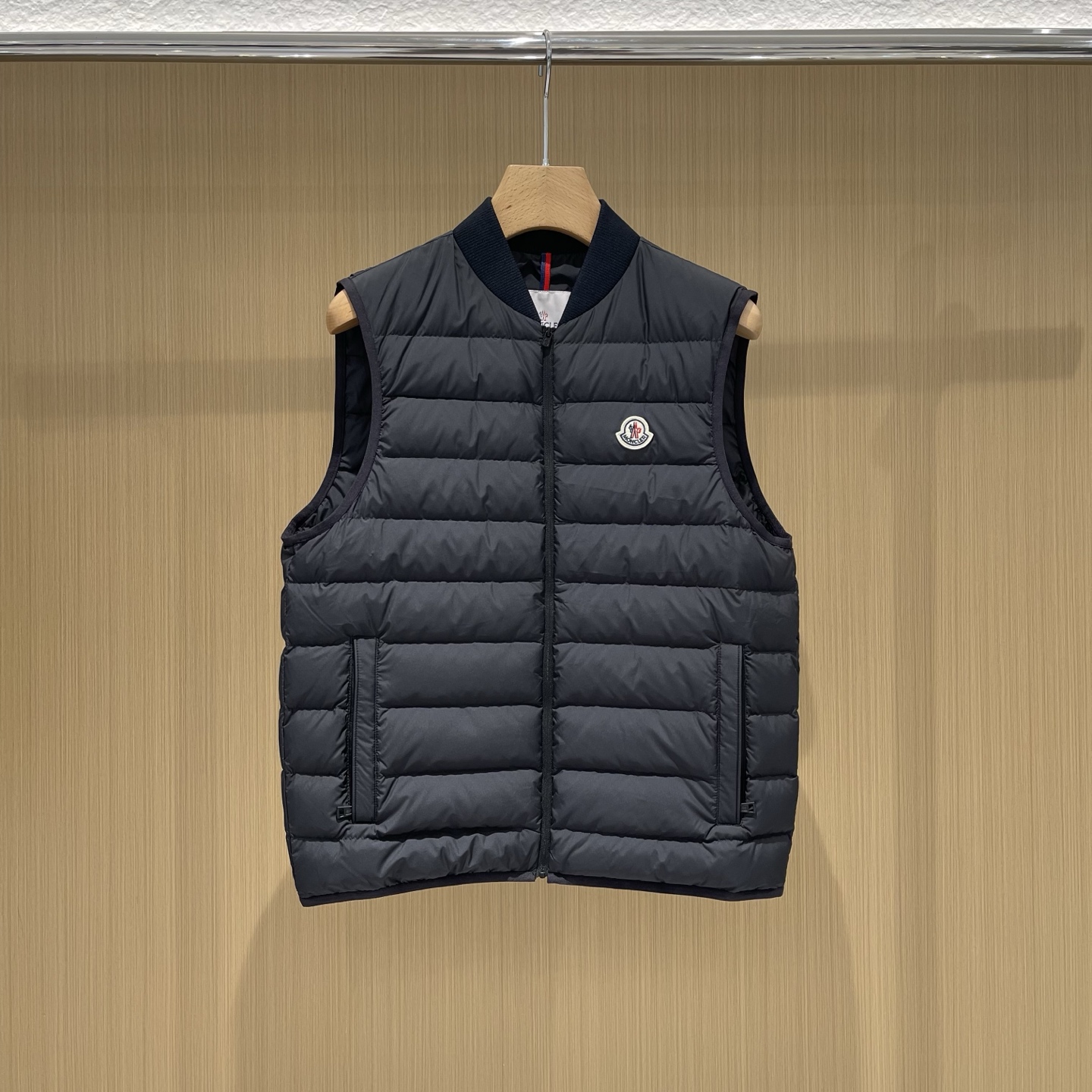 Áo Gile Moncler