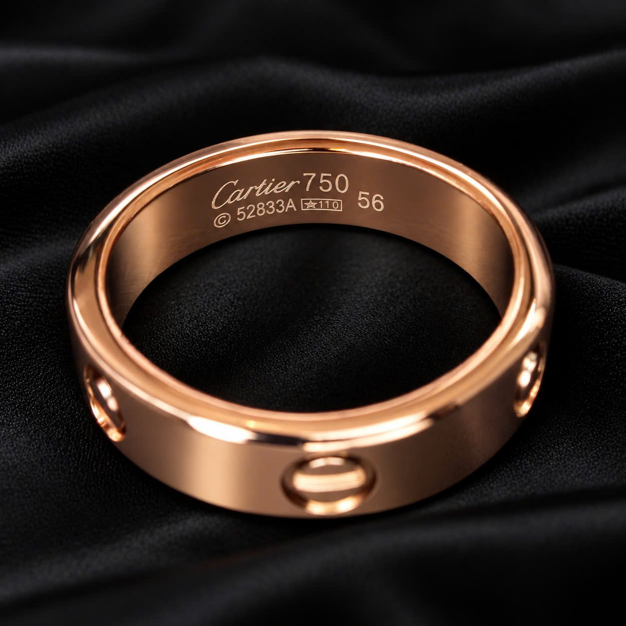 Nhẫn kiểu titan trơn Cartier vàng hồng size 8