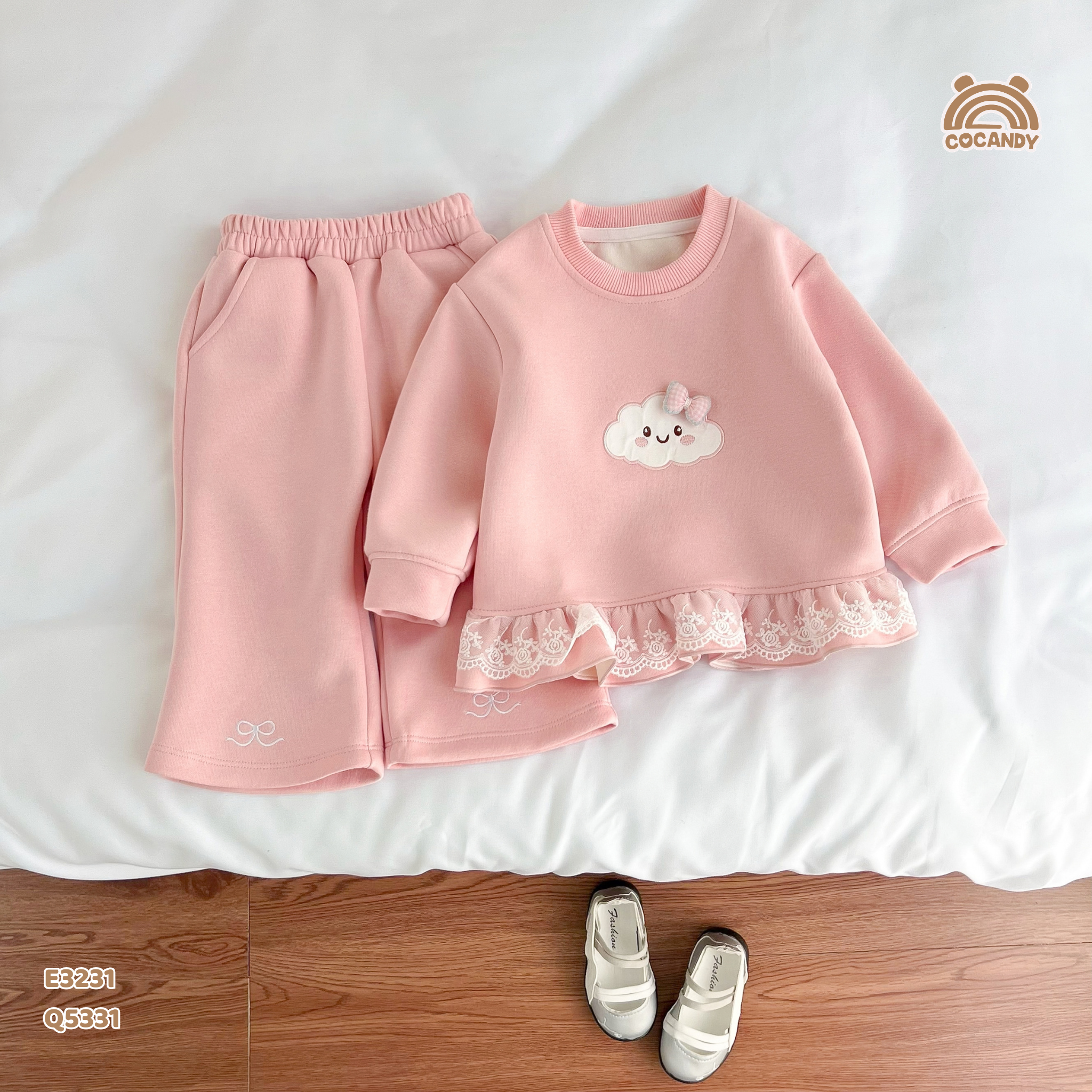 Áo dài HỒNG hình mây trắng