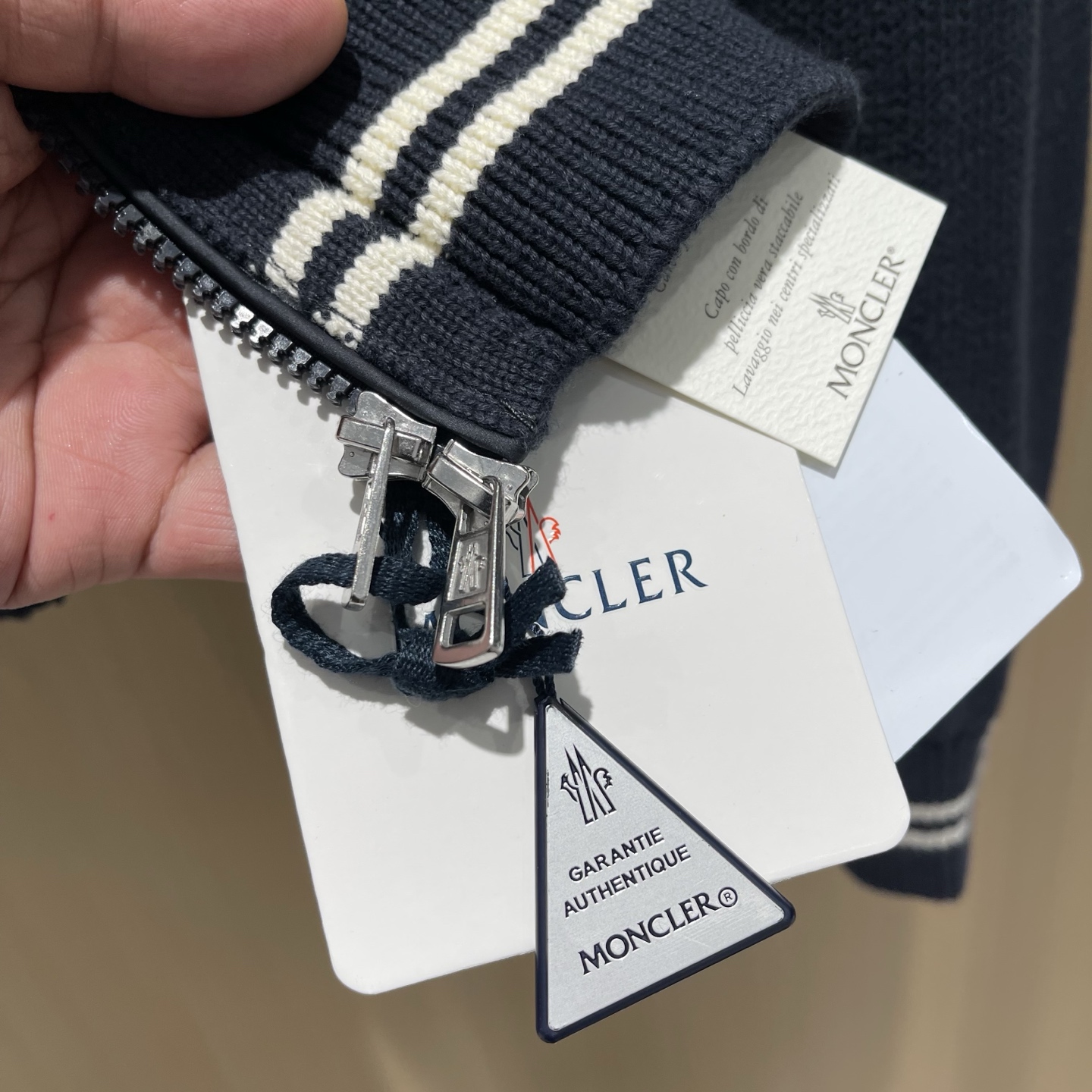 Áo Khoác Moncler_thumbnail_3