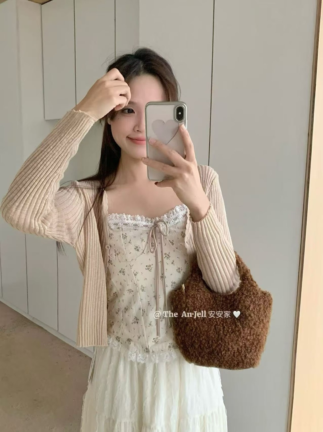 Lucas - Set áo thô hoa cúp ngực phối viền ren trắng 2 dây + áo cardigan An.Jell