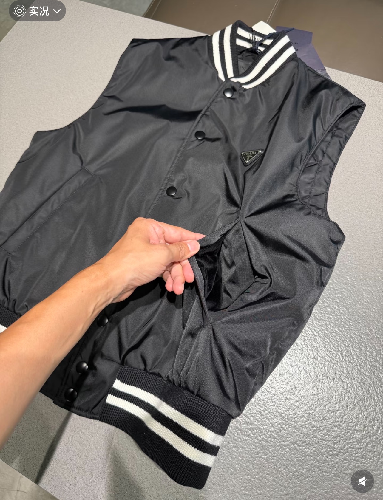 Áo Gile Prada_thumbnail_6