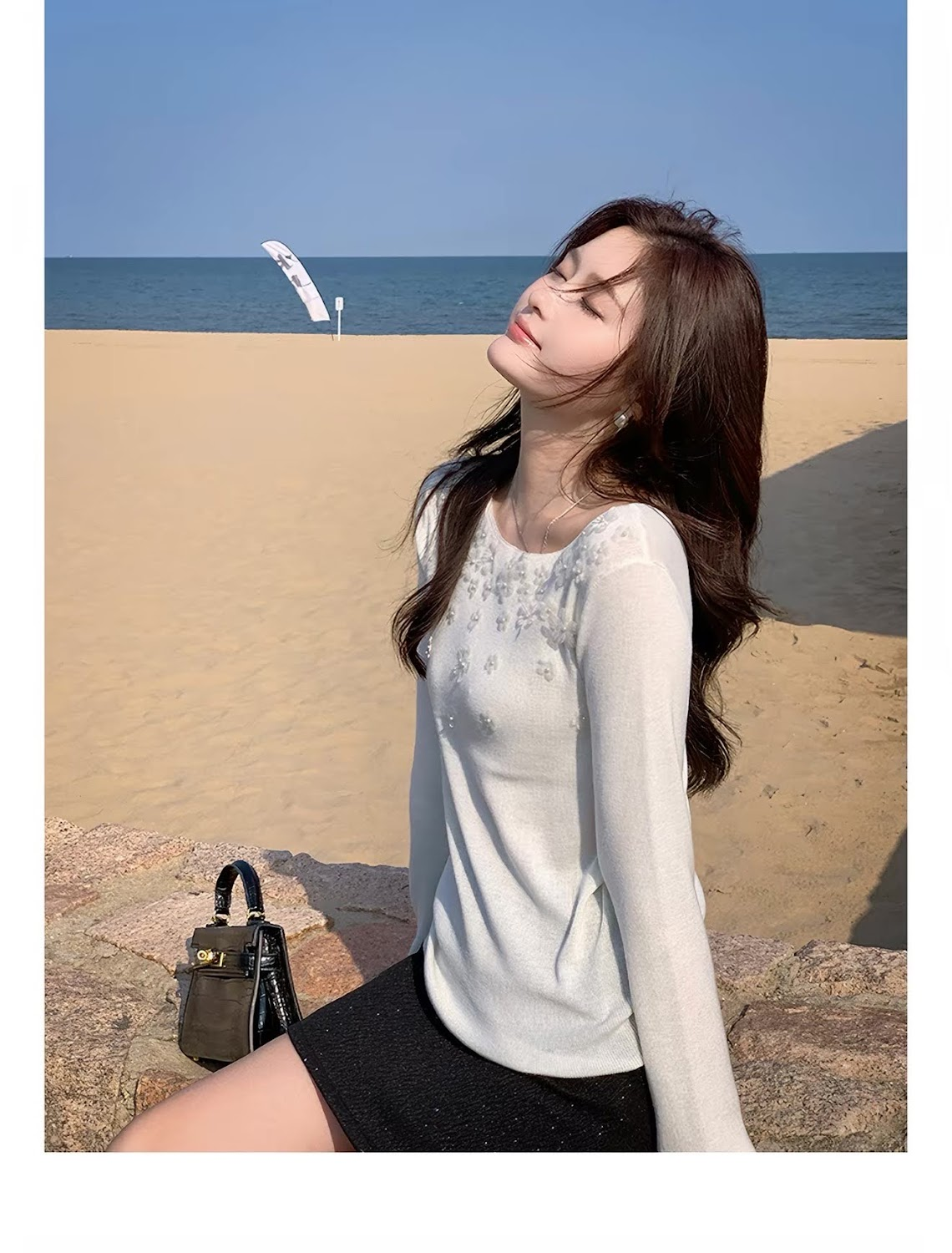 Lucas - Áo len cổ tròn cổ thuyền đính hoa nổi dài tay_thumbnail_2