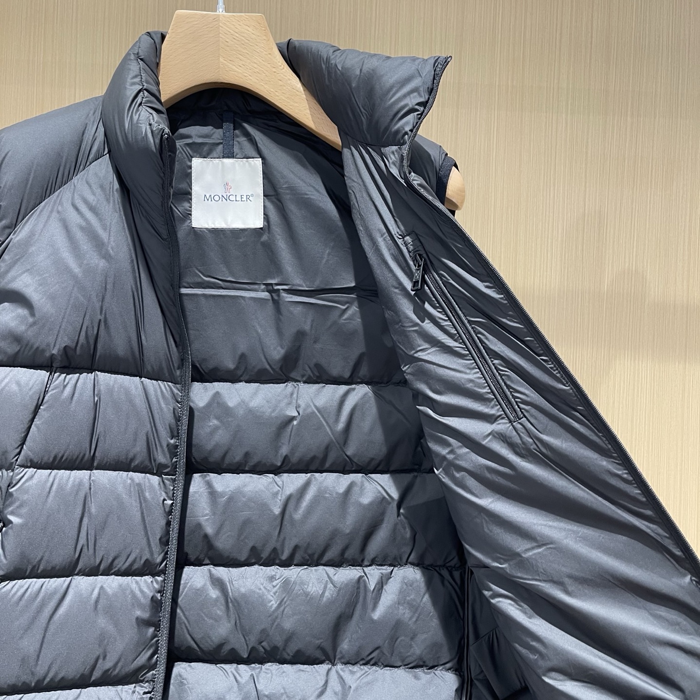 Áo Khoác Gile Moncler_thumbnail_5
