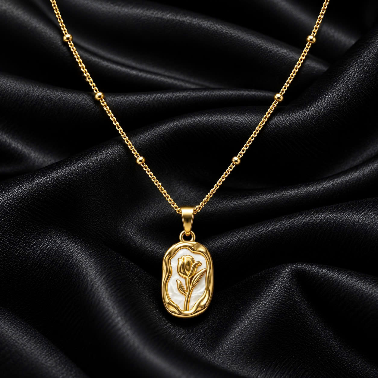 vòng cổ titan vàng charm chữ nhật khắc hoa cổ điển_thumbnail_2