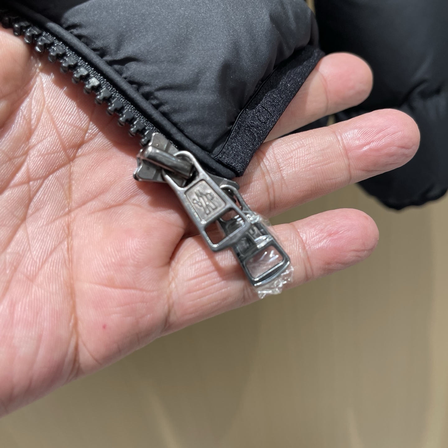 Áo Phao Moncler_thumbnail_4