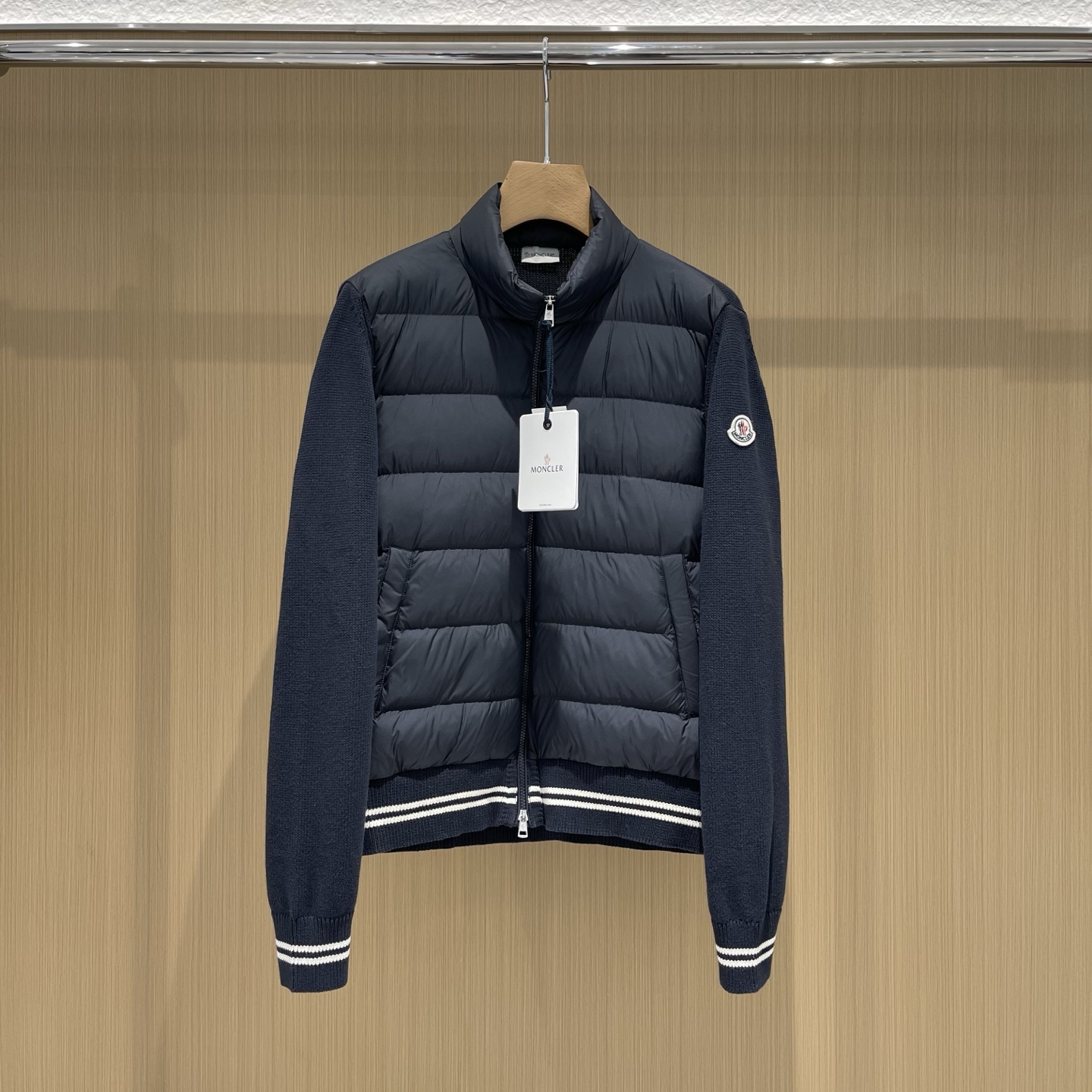 Áo Khoác Moncler