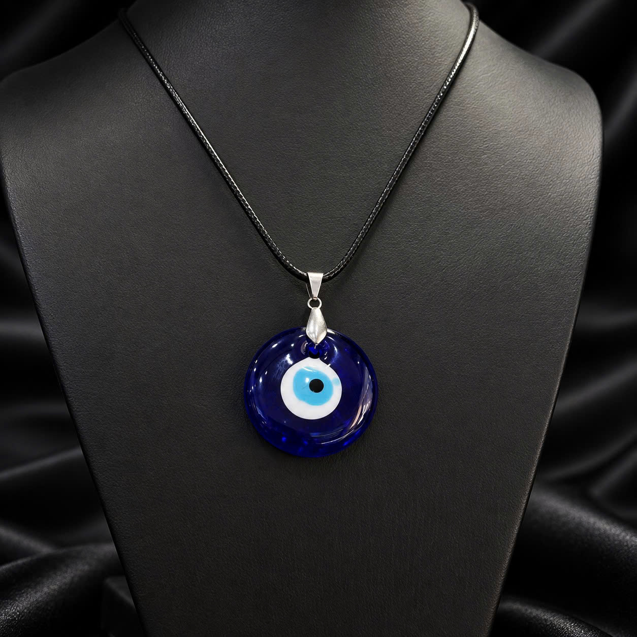 Vòng cổ phong thuỷ devil eye._thumbnail_3