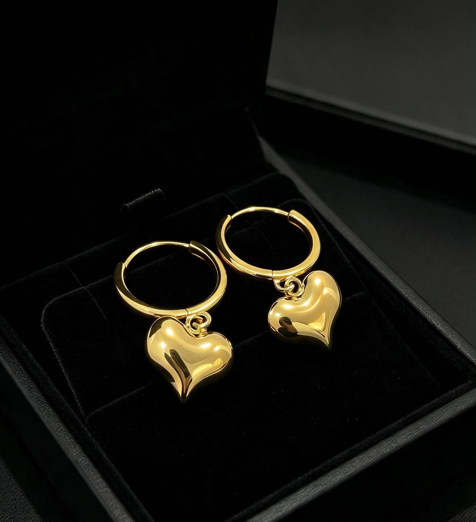 PLAIN HEART DANGLING EARRING