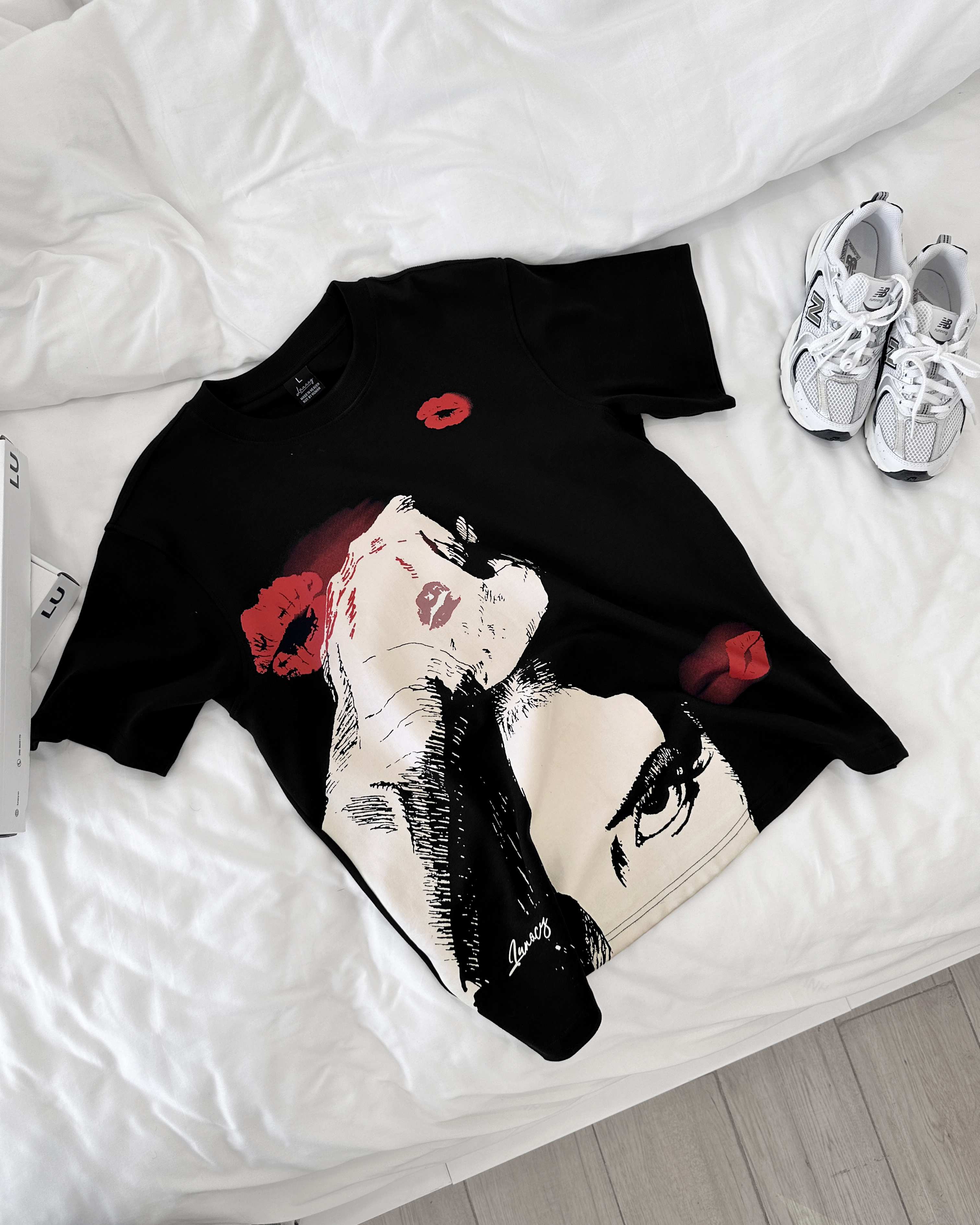 LIPS TEE