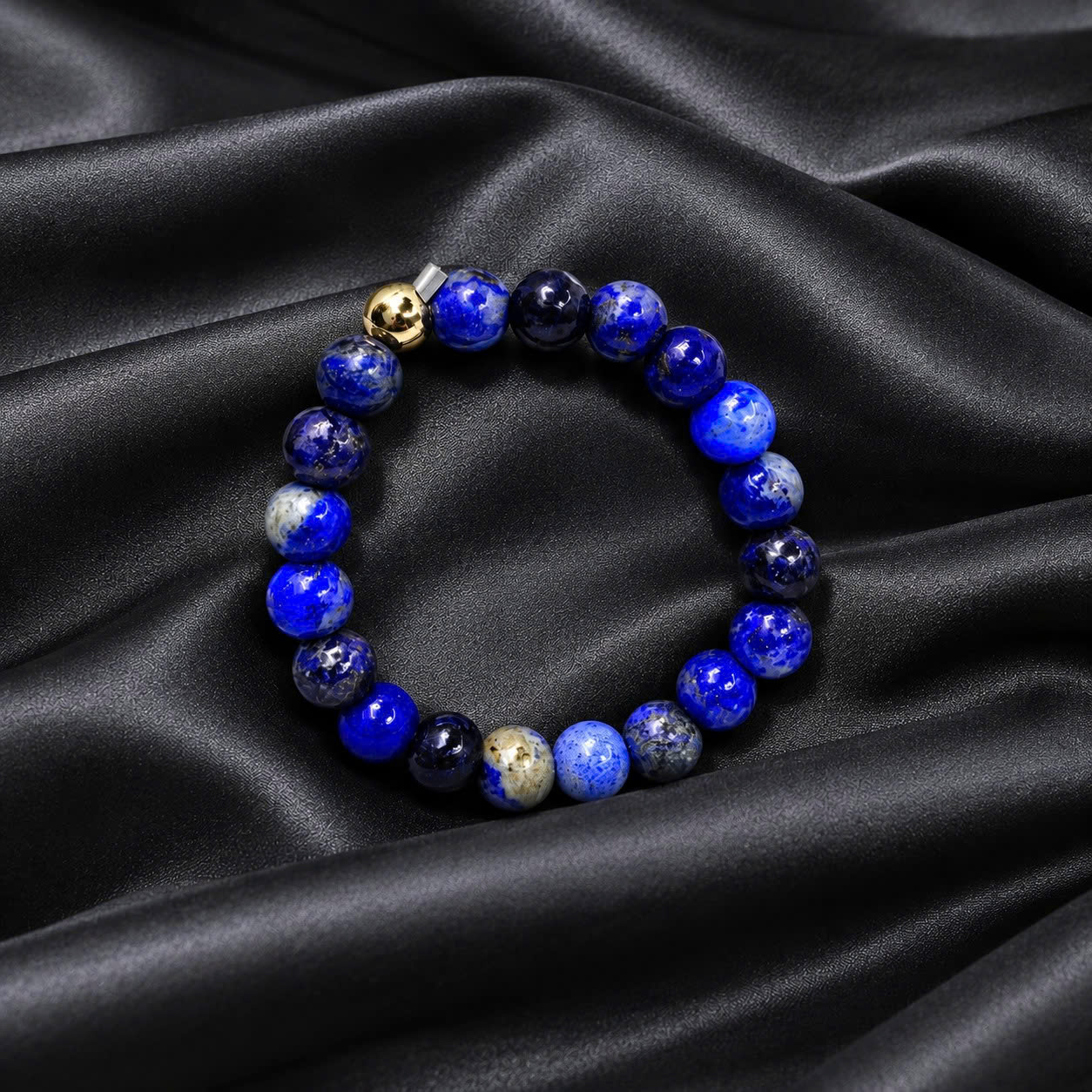 Nhẫn kiểu phong thỉu đá lapis lazuli.