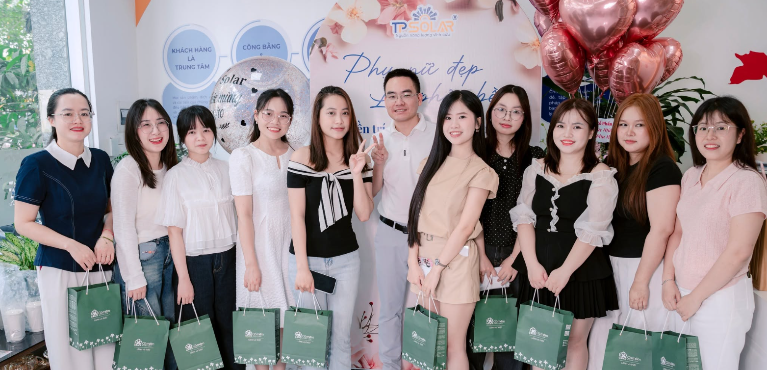 Chúc mừng ngày Phụ Nữ Việt Nam 20/10 - Tôn vinh những 
