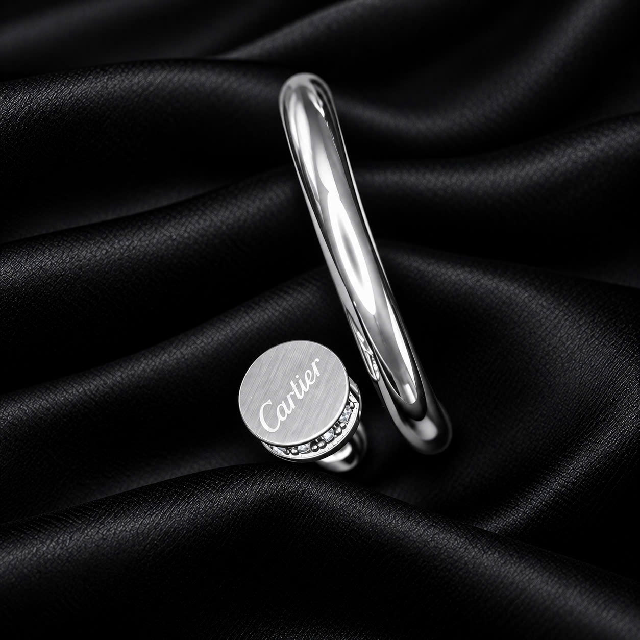 Nhẫn kiểu titan đinh xoắn Cartier bạc size 8_thumbnail_1