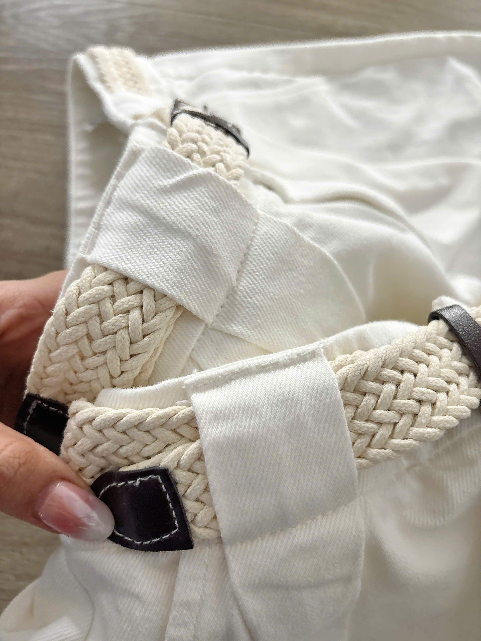 H112 QUẦN NGỐ TRẮNG ( KÈM BELT )_thumbnail_9