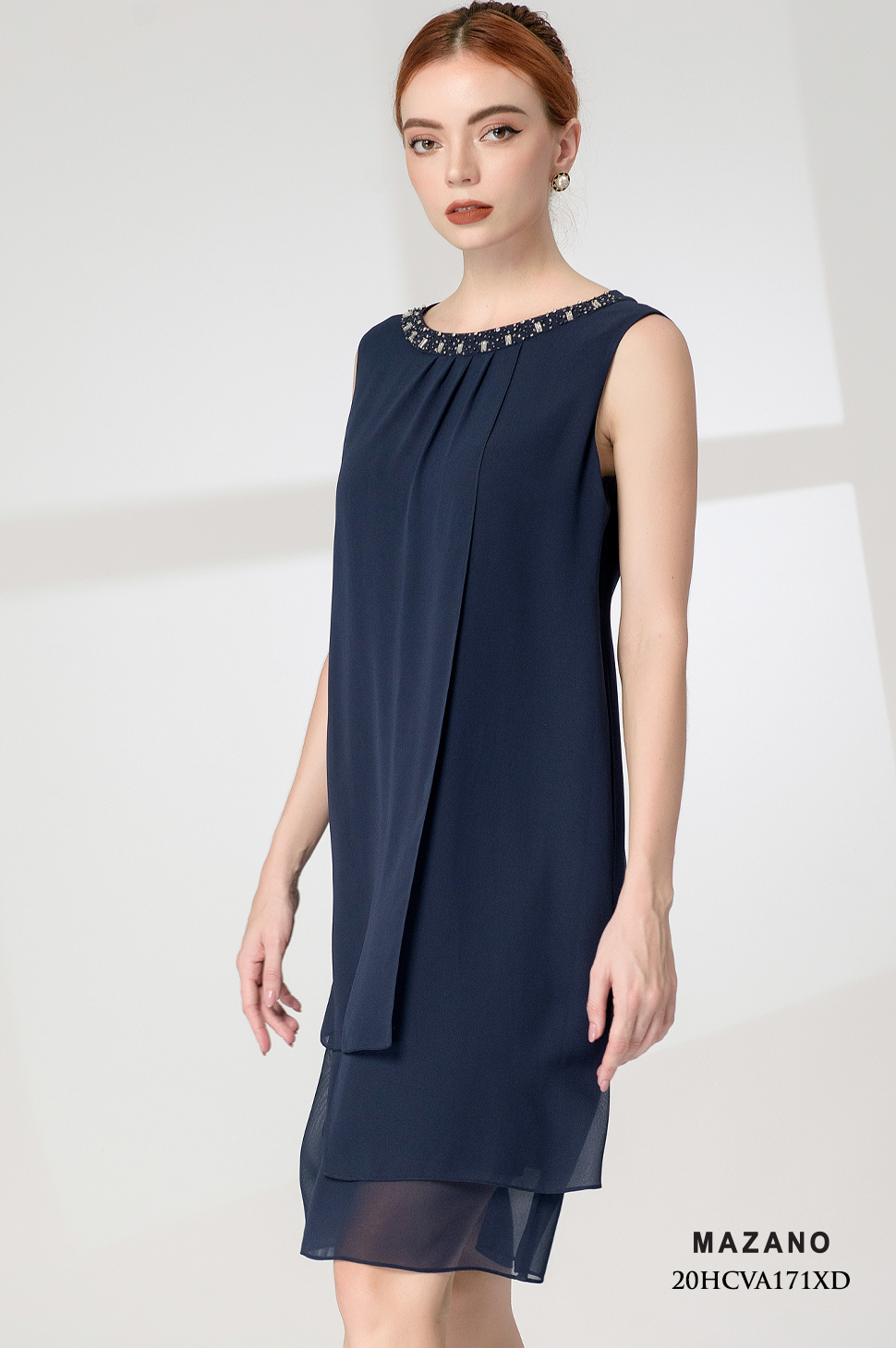 Đầm suông A xanh than tà bong lớp đính đá cổ_thumbnail_3