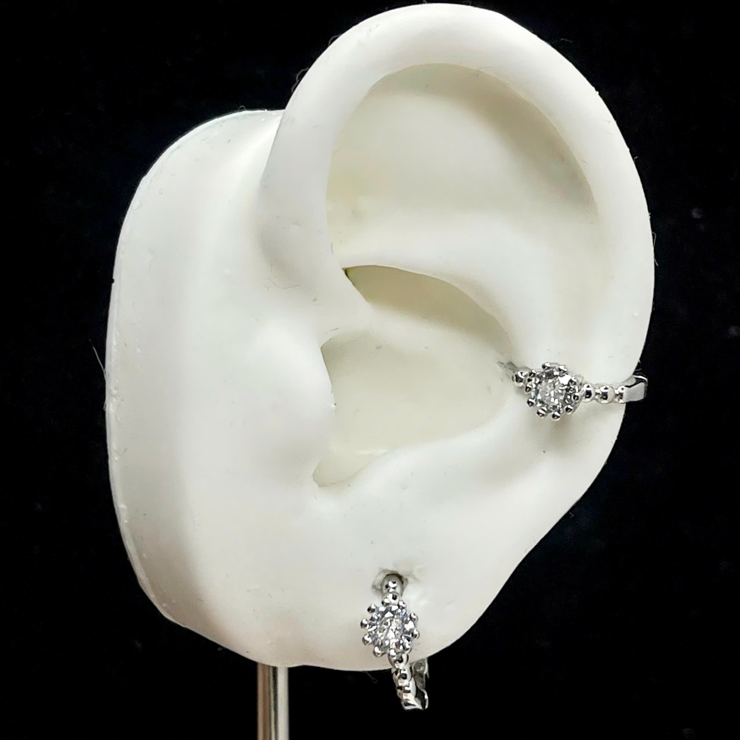 Khuyên vòng kiểu hạt đá trắng size 10_thumbnail_2