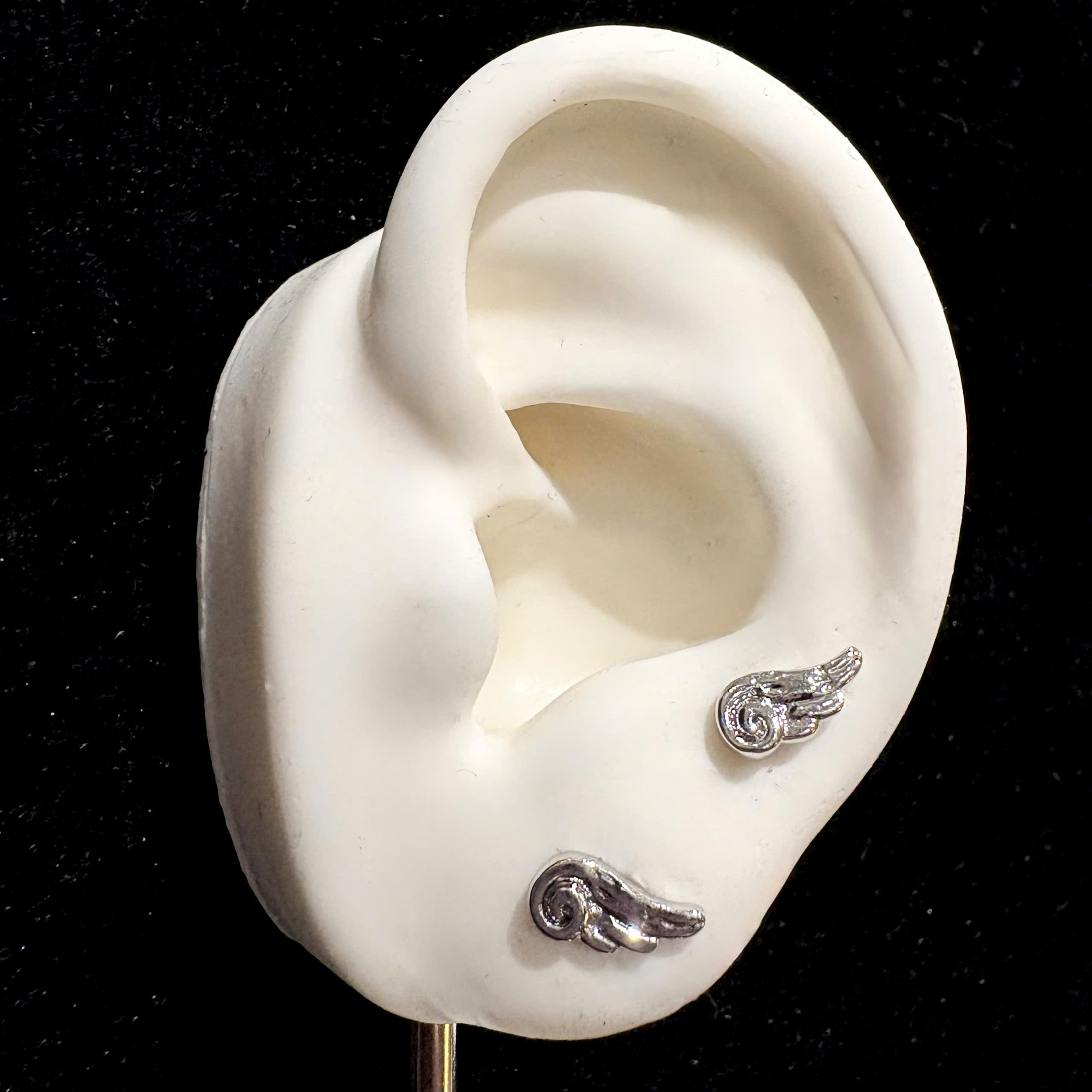 Khuyên kiểu hình cái cánh bi vặn_thumbnail_3